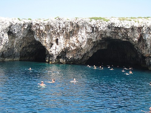 Green cave on the islet of Ravnik